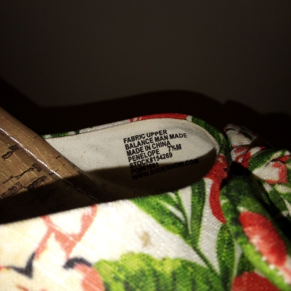 Hot tomato floral wedge sandals women's 7.5M - Picture 5 of 5